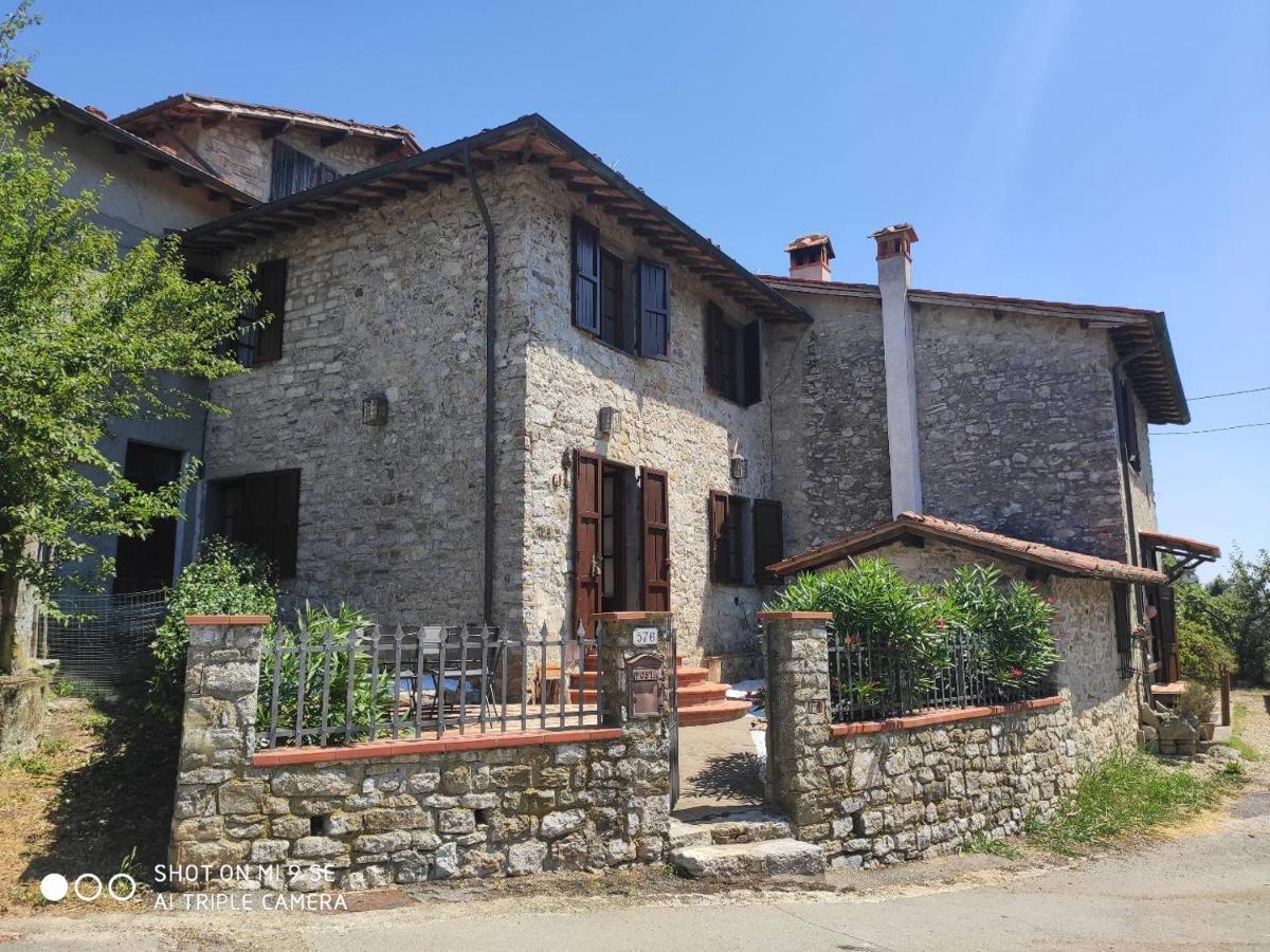 Cara House Tuscany - Zona Lucca Chiatri Bagian luar foto
