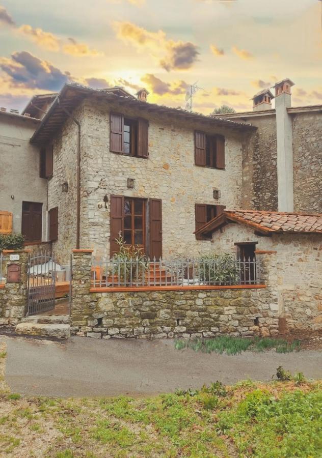Cara House Tuscany - Zona Lucca Chiatri Bagian luar foto